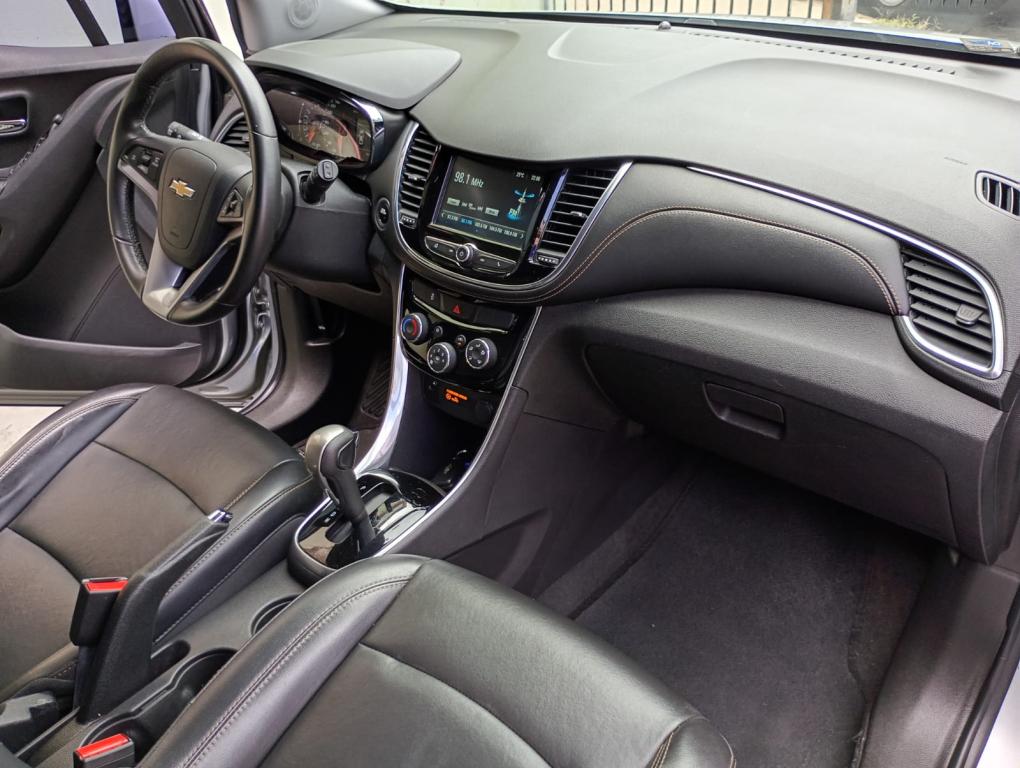 CHEVROLET Tracker - Foto