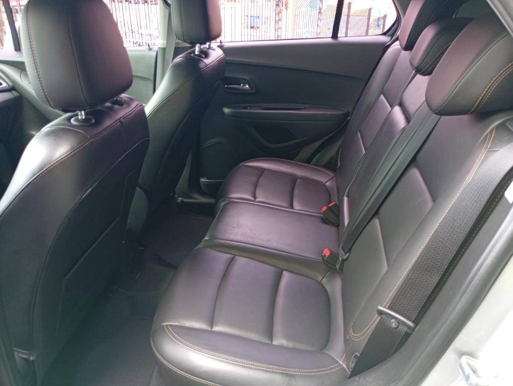 CHEVROLET Tracker - Foto