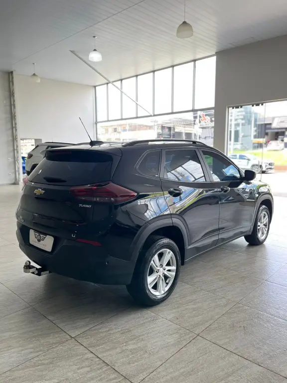 CHEVROLET Tracker - Foto