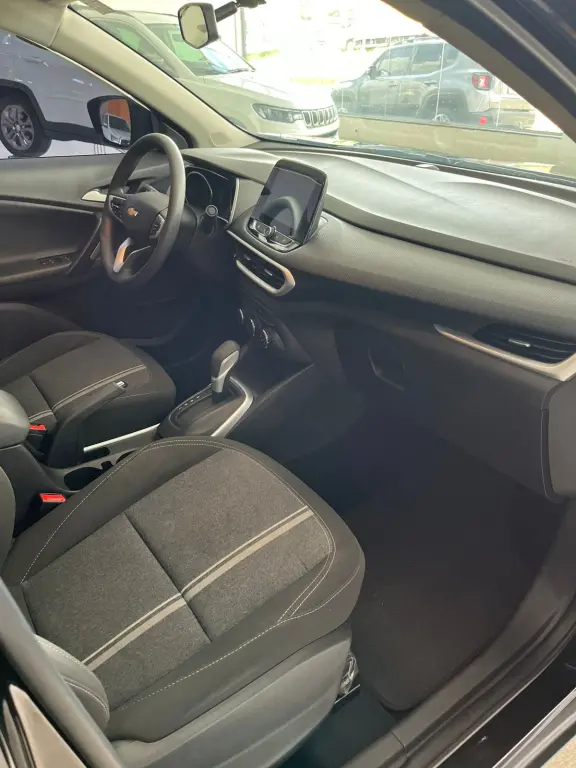 CHEVROLET Tracker - Foto