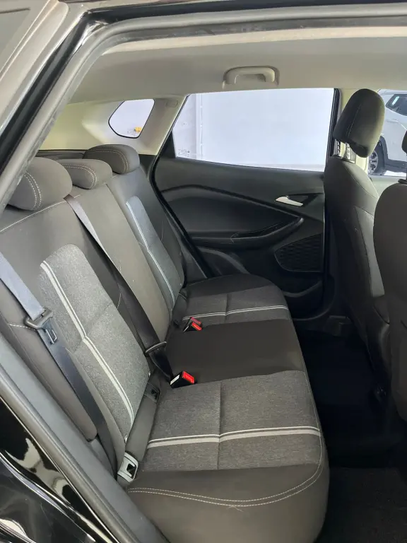 CHEVROLET Tracker - Foto