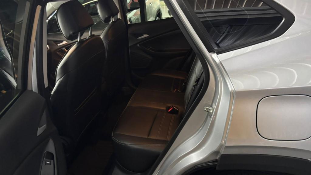 CHEVROLET Tracker - Foto