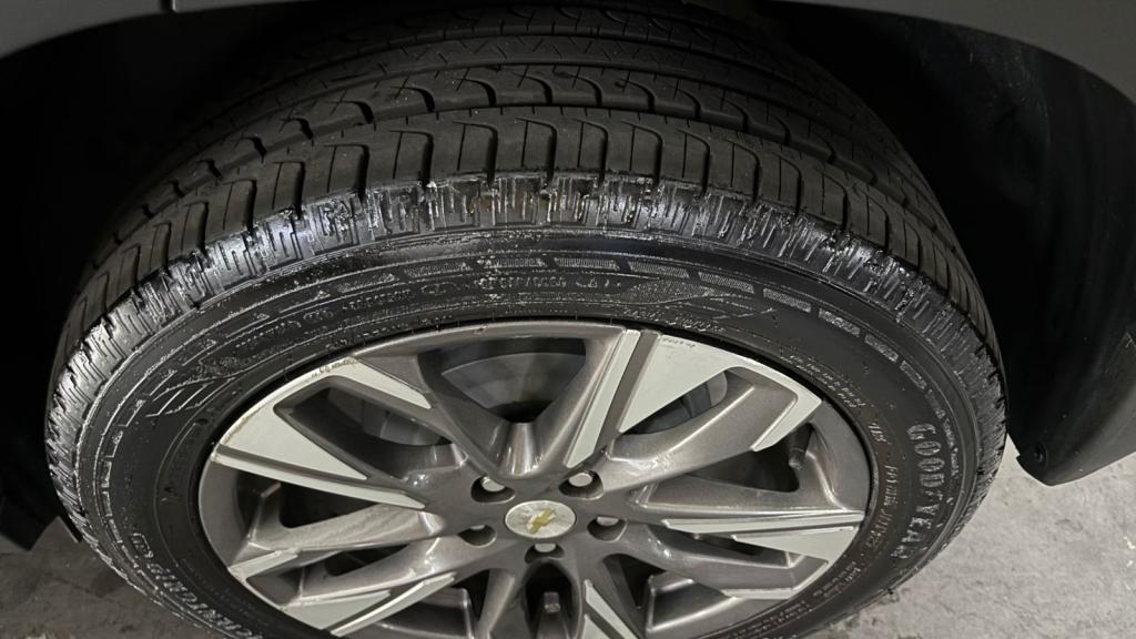 CHEVROLET Tracker - Foto