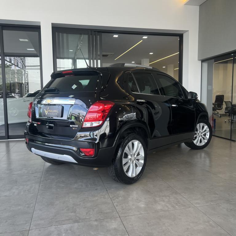 CHEVROLET Tracker - Foto