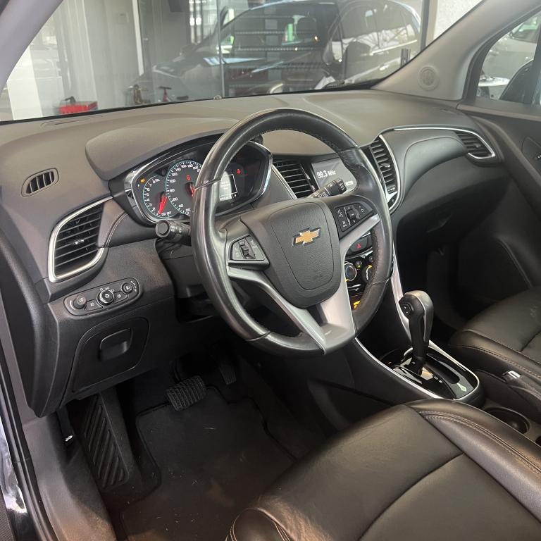 CHEVROLET Tracker - Foto