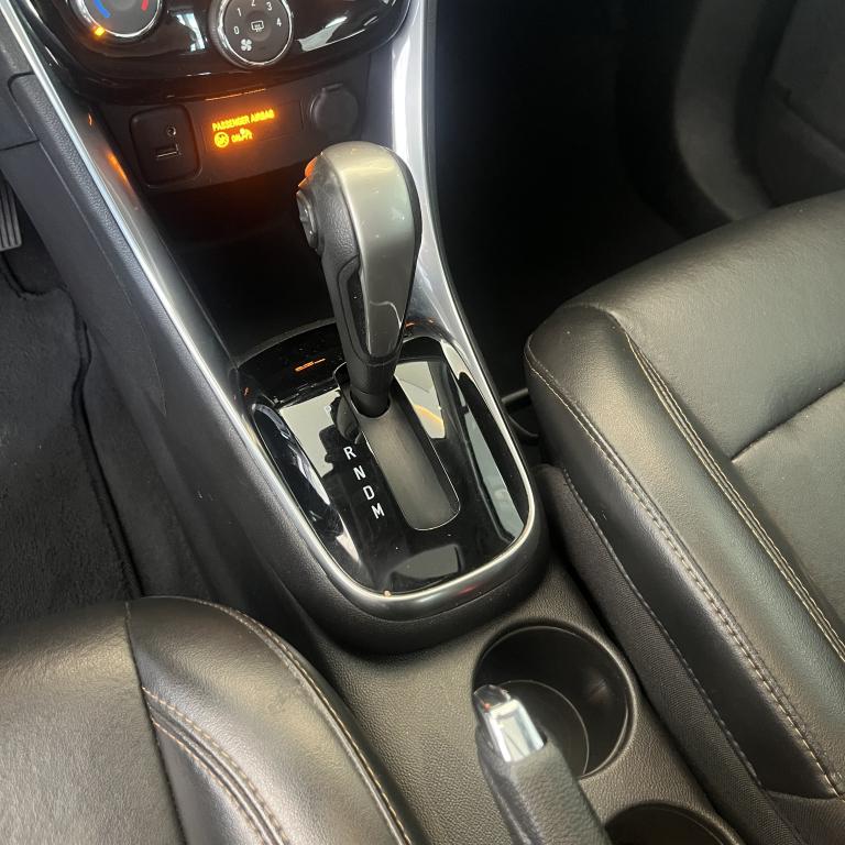 CHEVROLET Tracker - Foto