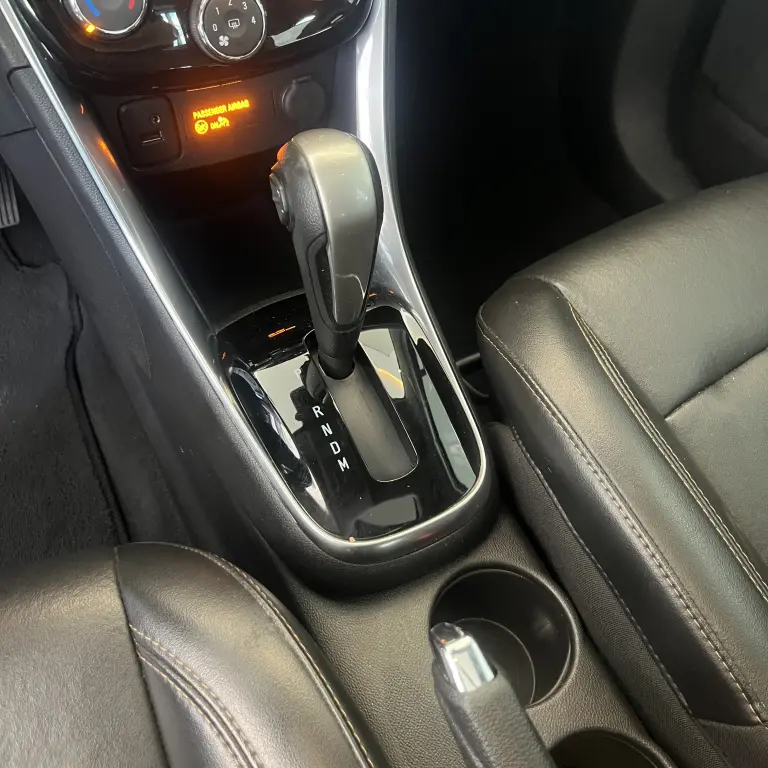 CHEVROLET Tracker - Foto