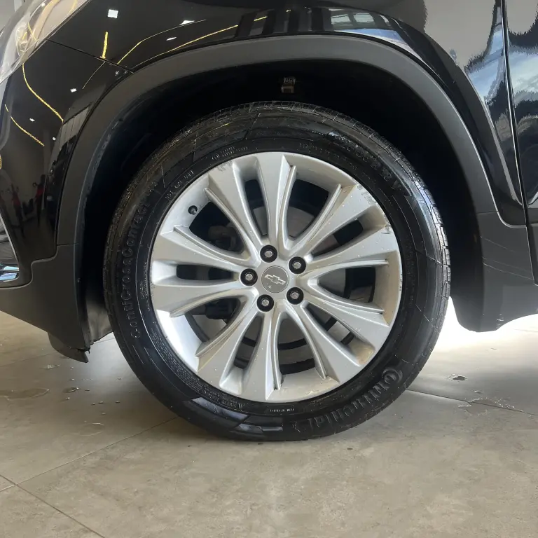 CHEVROLET Tracker - Foto