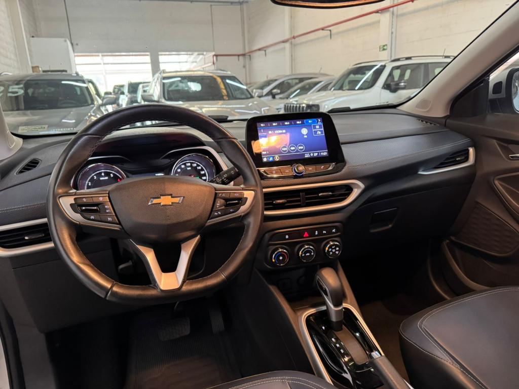 CHEVROLET Tracker - Foto