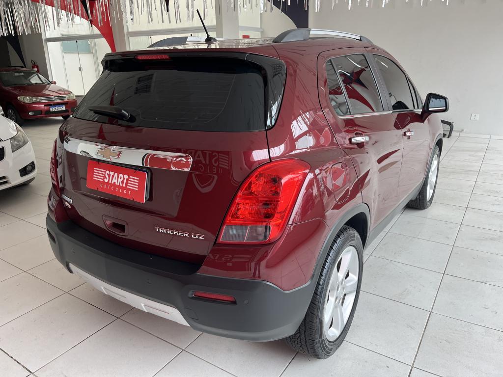 CHEVROLET Tracker - Foto