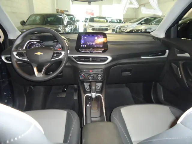 CHEVROLET Tracker - Foto