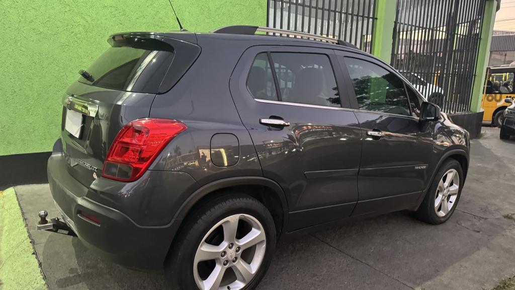 CHEVROLET Tracker - Foto