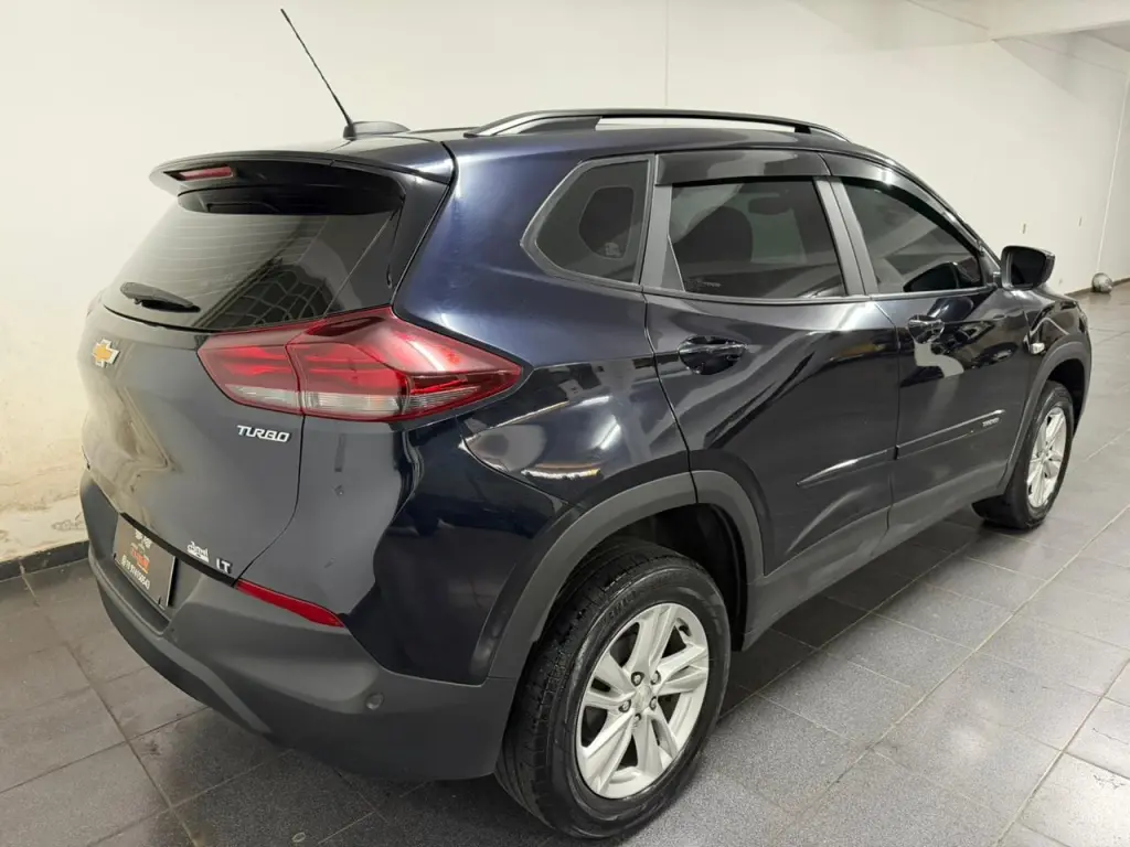 CHEVROLET Tracker - Foto