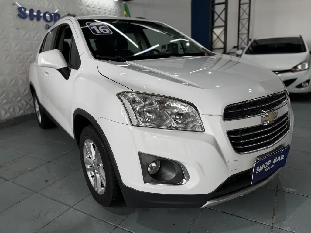 CHEVROLET Tracker - Foto