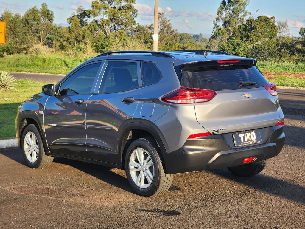 CHEVROLET Tracker - Foto