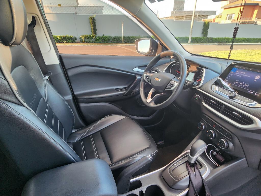 CHEVROLET Tracker - Foto