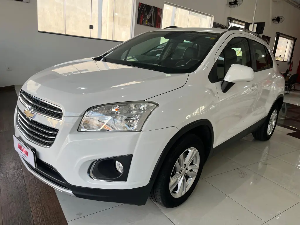CHEVROLET Tracker - Foto