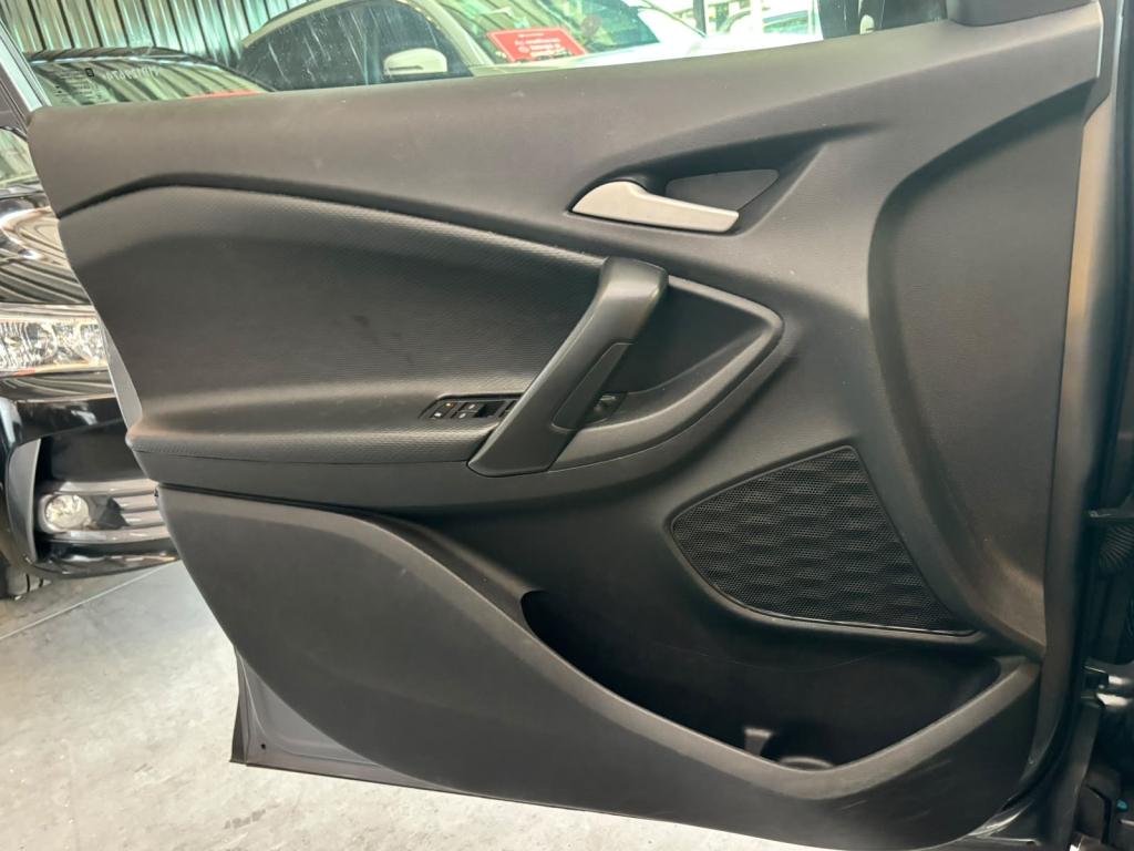 CHEVROLET Tracker - Foto