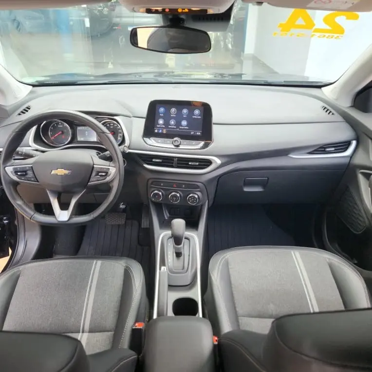 CHEVROLET Tracker - Foto