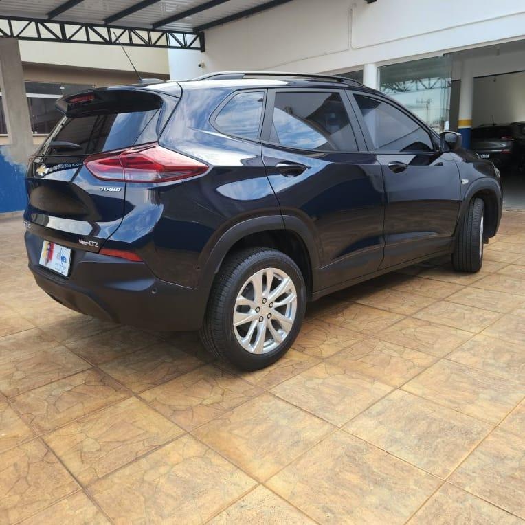CHEVROLET Tracker - Foto