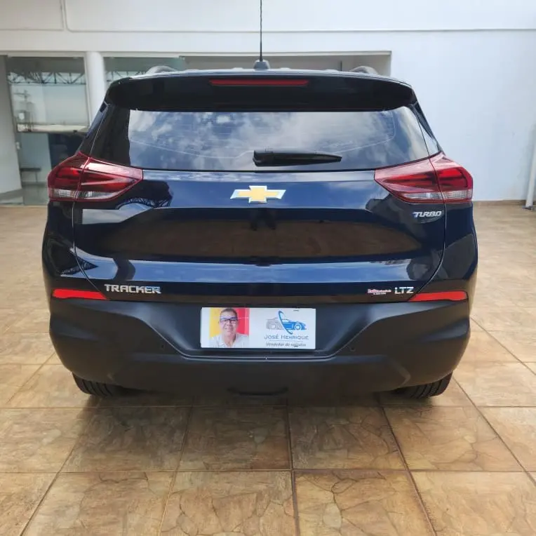 CHEVROLET Tracker - Foto
