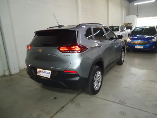 CHEVROLET Tracker - Foto