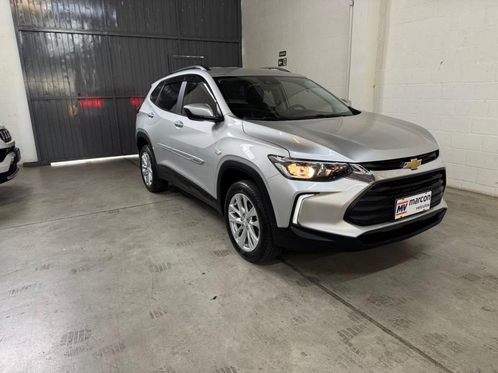 CHEVROLET Tracker - Foto