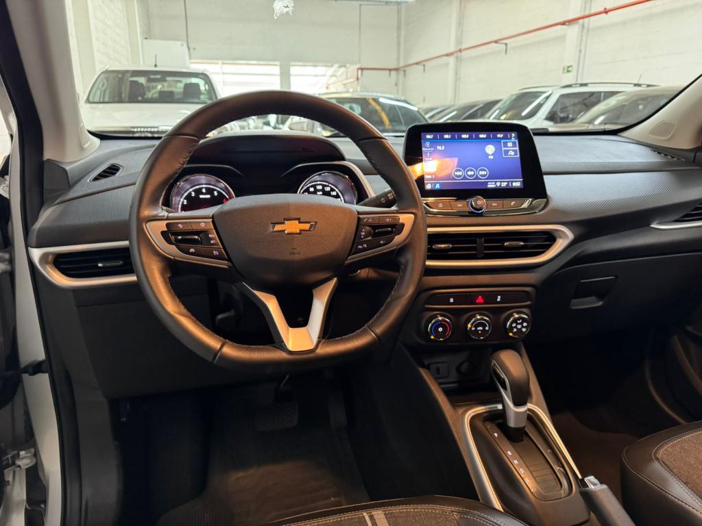 CHEVROLET Tracker - Foto
