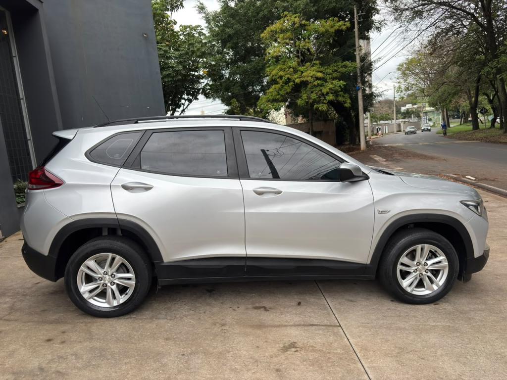 CHEVROLET Tracker - Foto
