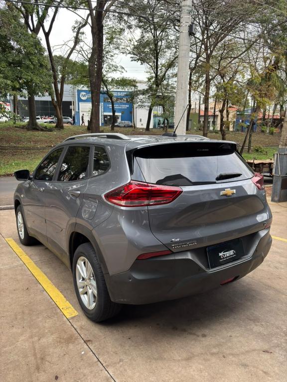 CHEVROLET Tracker - Foto