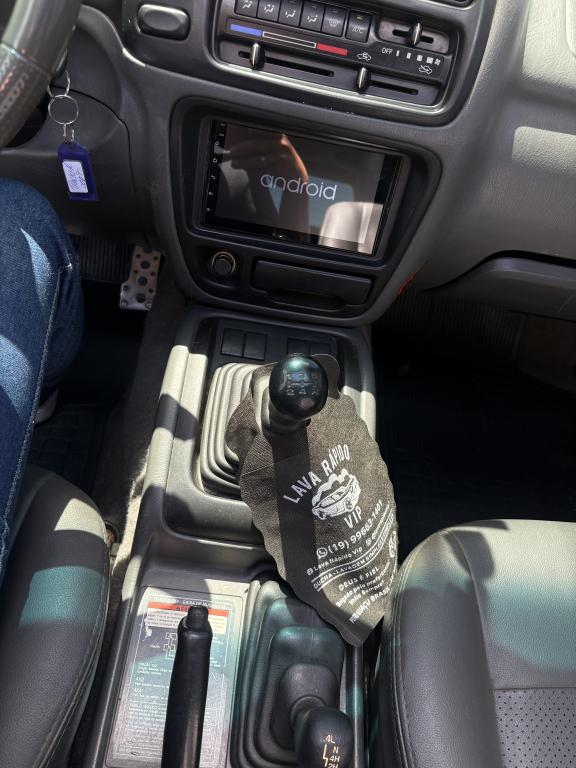 CHEVROLET Tracker - Foto