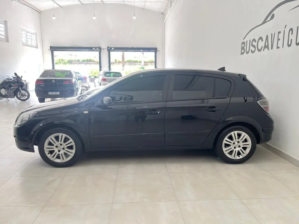 CHEVROLET Vectra Hatch - Foto