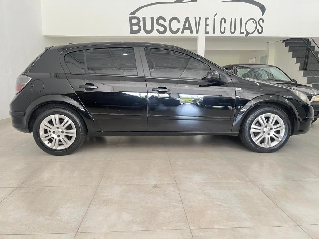 CHEVROLET Vectra Hatch - Foto