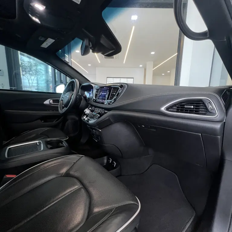 CHRYSLER Pacifica - Foto