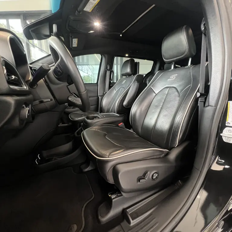 CHRYSLER Pacifica - Foto