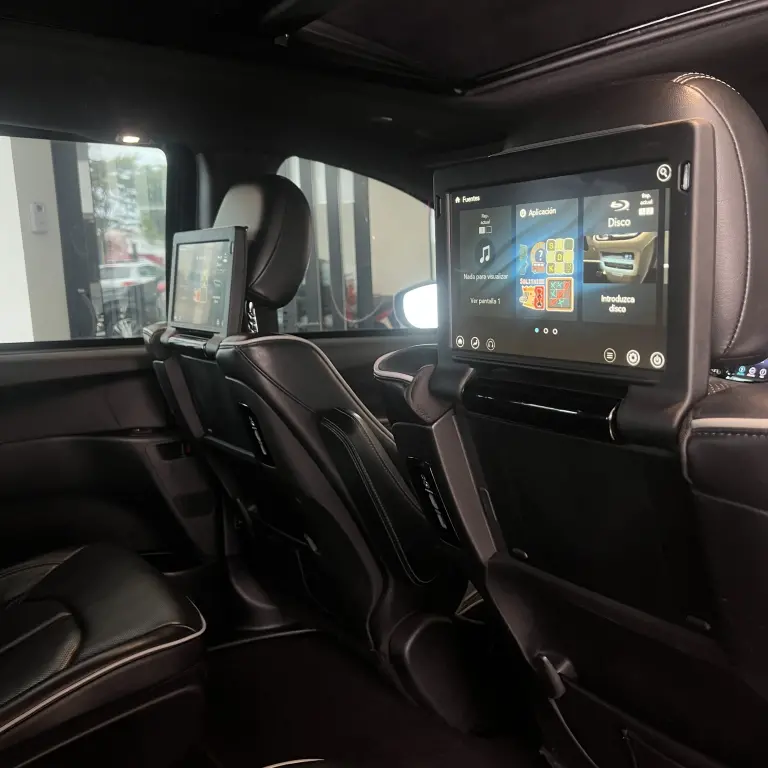 CHRYSLER Pacifica - Foto