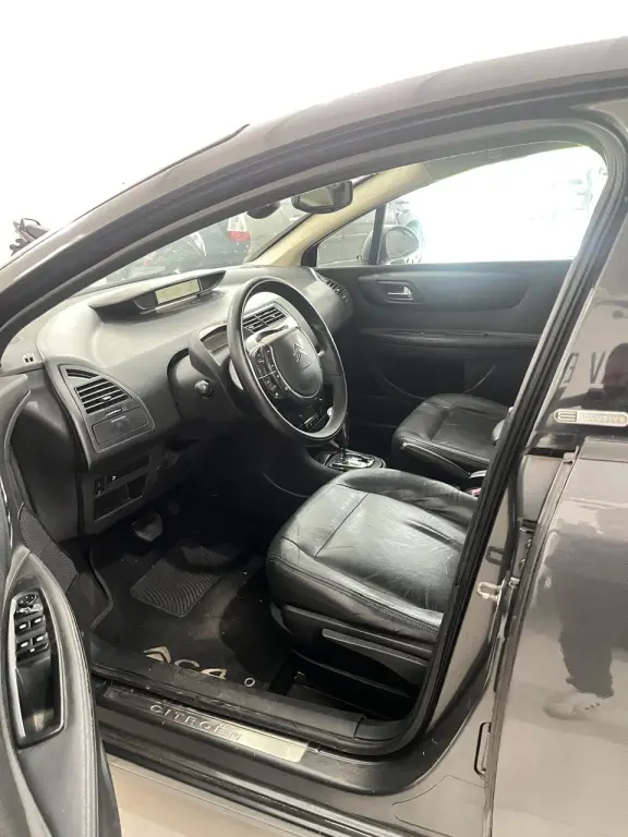 CITROEN C4 Hatch - Foto