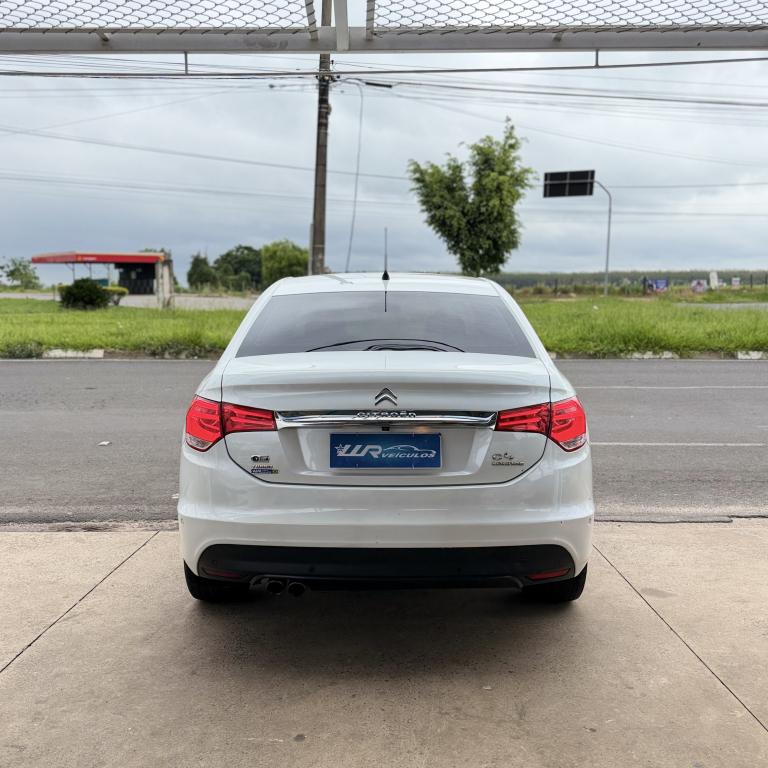 CITROEN C4 Sedan - Foto