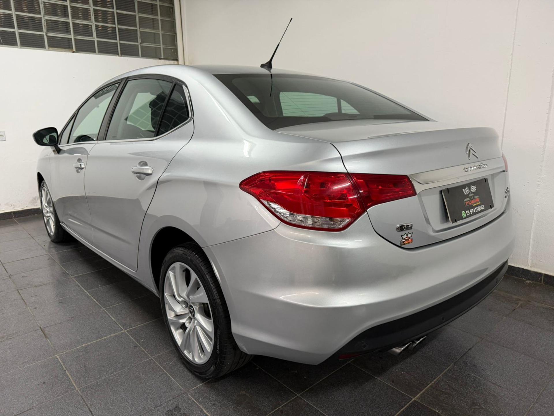 CITROEN C4 Sedan - Foto