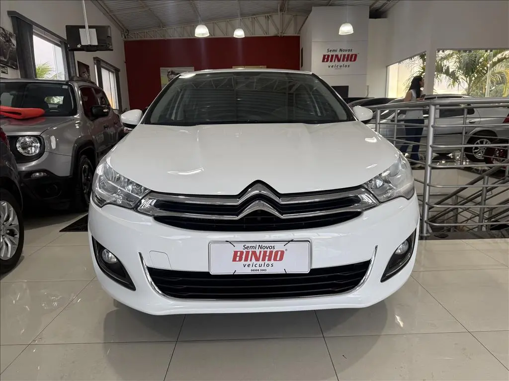 CITROEN C4 Sedan - Foto