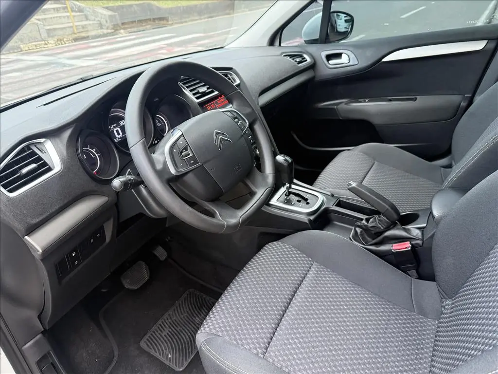 CITROEN C4 Sedan - Foto