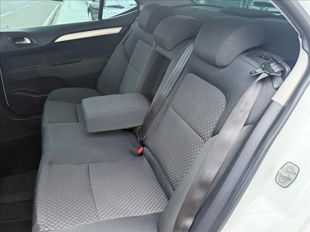 CITROEN C4 Sedan - Foto