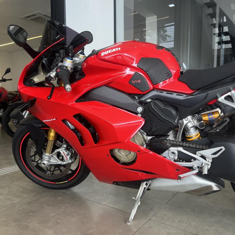 DUCATI Panigale 1100 V4 - Foto