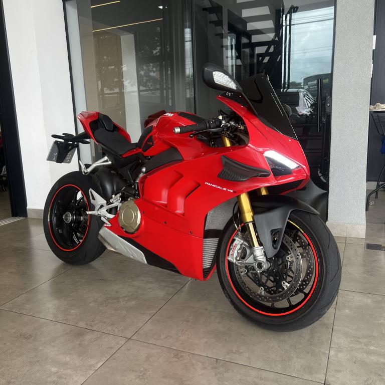 DUCATI Panigale 1100 V4 - Foto