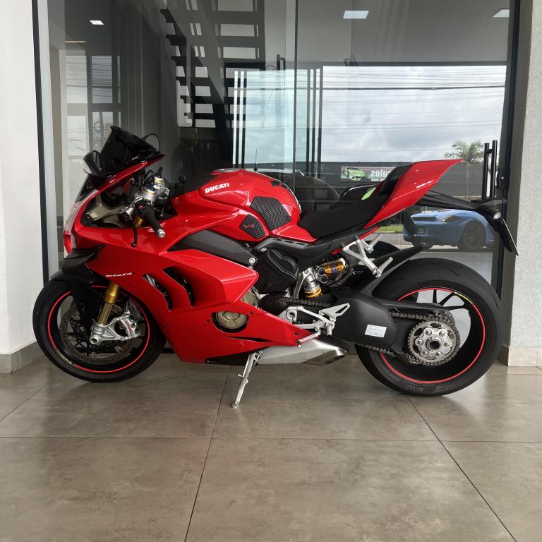 DUCATI Panigale 1100 V4 - Foto