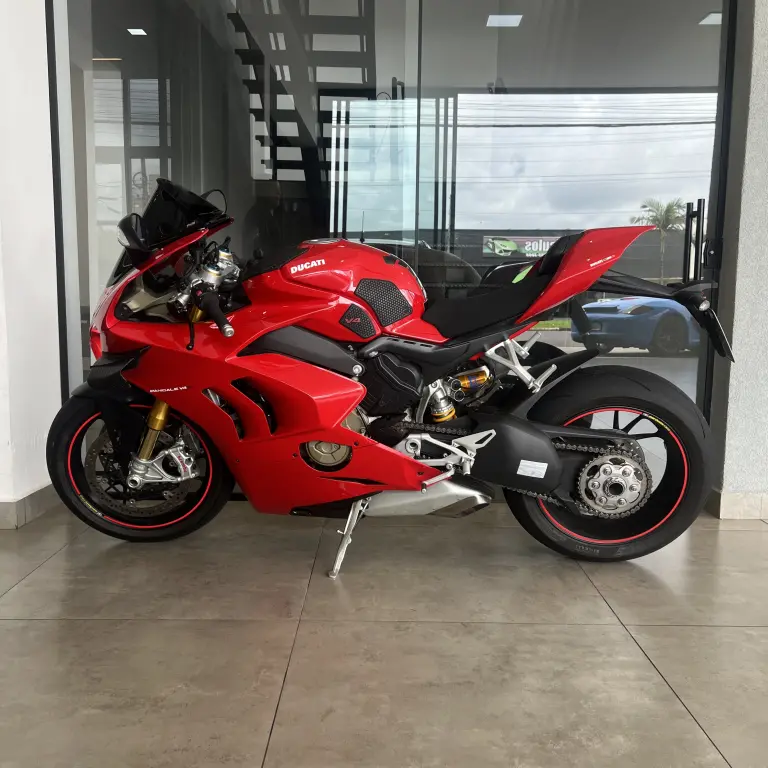 DUCATI Panigale 1100 V4 - Foto