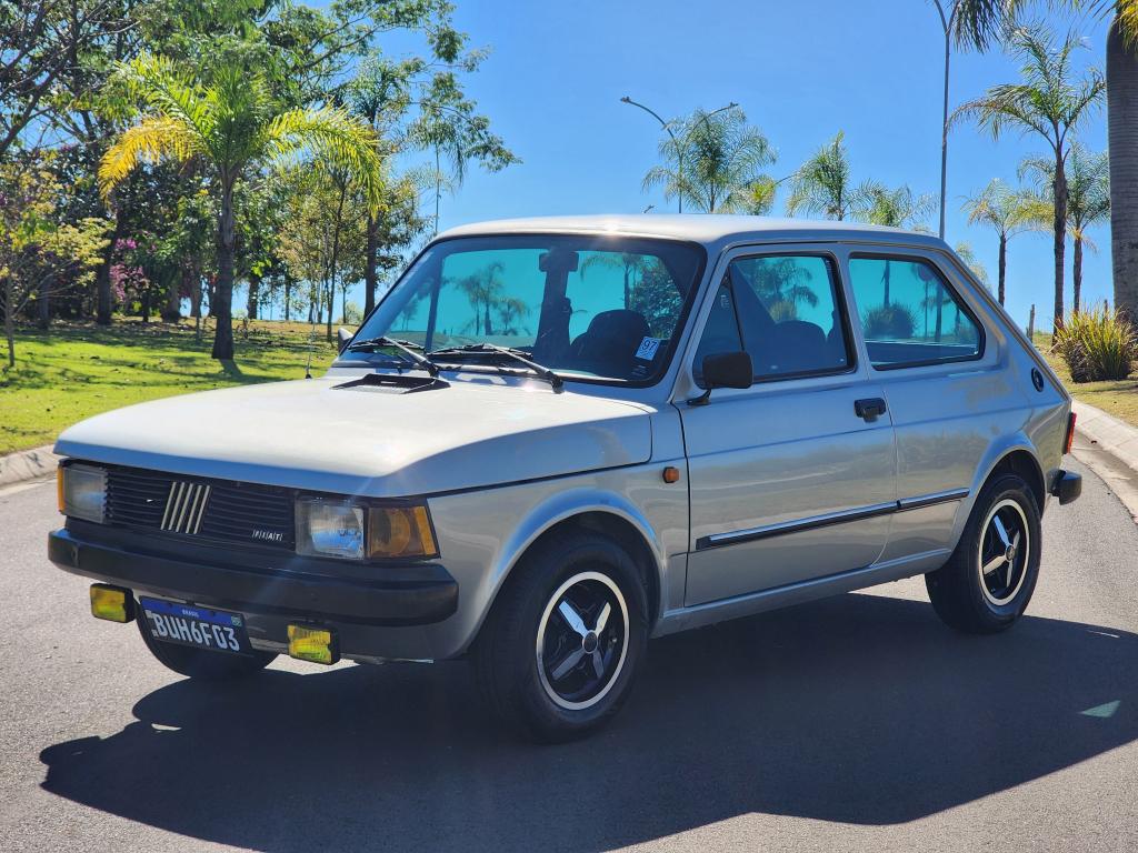 FIAT 147