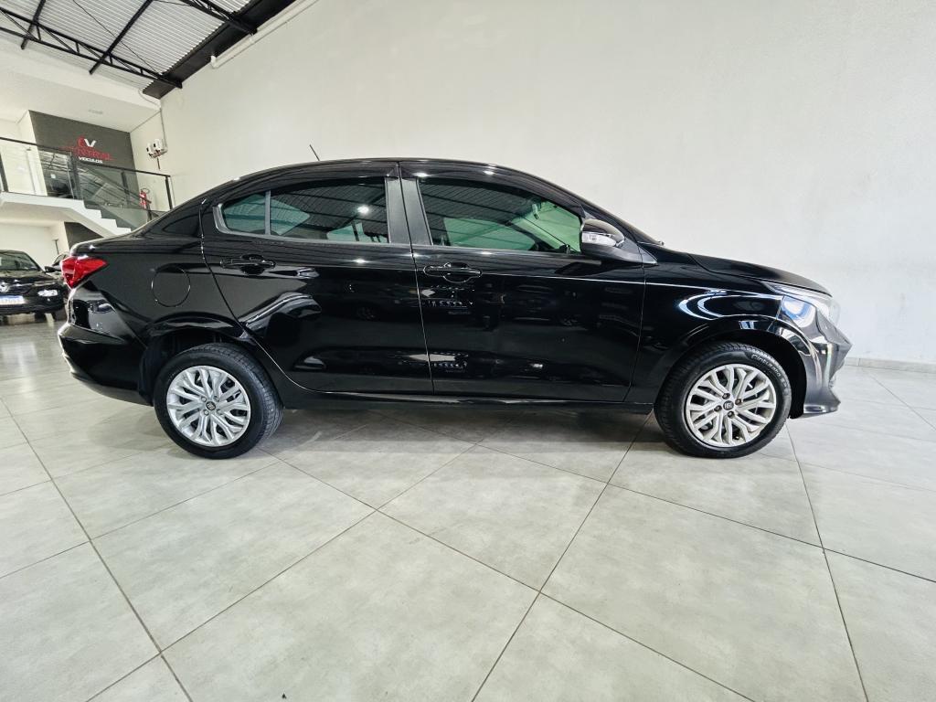 FIAT Cronos - Foto