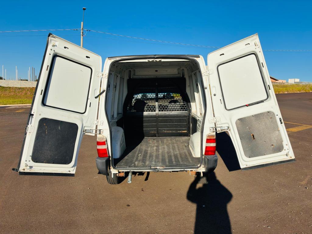 FIAT Fiorino Furgão - Foto