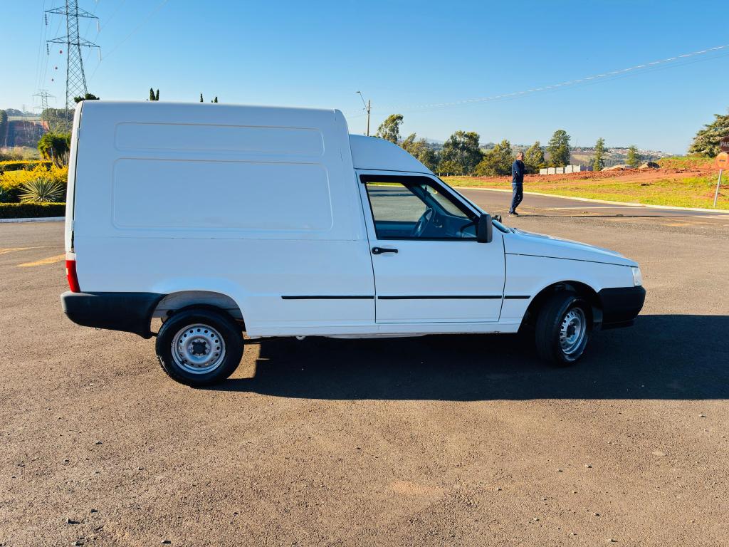 FIAT Fiorino Furgão - Foto
